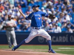 Marco Estrada surtió cuarto ponches para salir al final con su triunfo 12 del año. AP / D. Calabrese