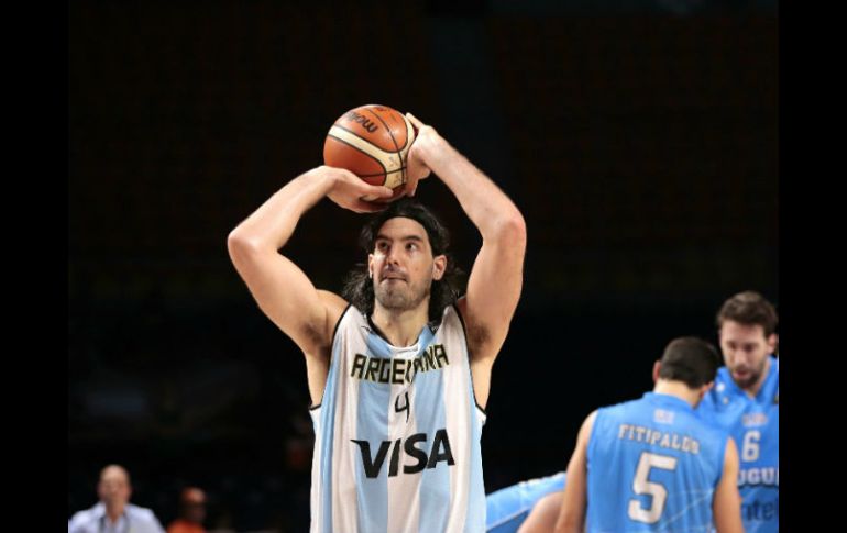 Luis Scola jugó un papel determinante en el funcionamiento del equipo 'pampero'. EFE / J. Méndez