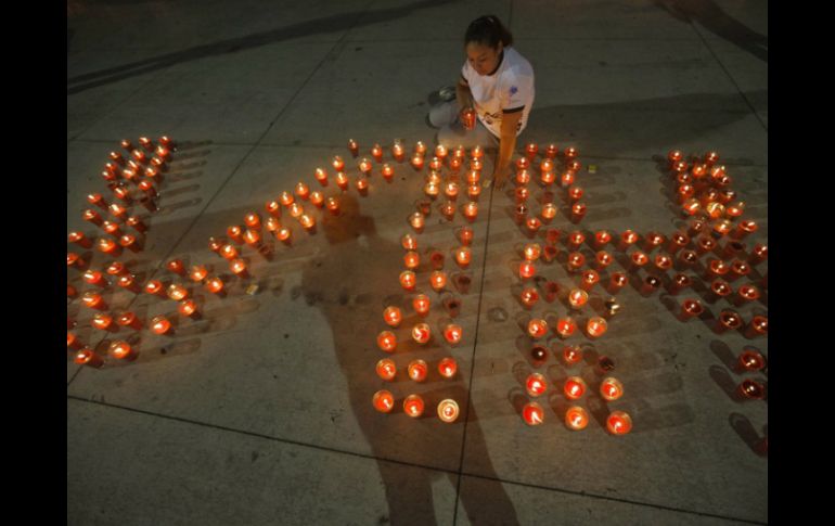 Para el año 2013, 89 mil 410 de los pacientes con VIH y SIDA recibían un tratamiento antirretroviral. EFE / ARCHIVO