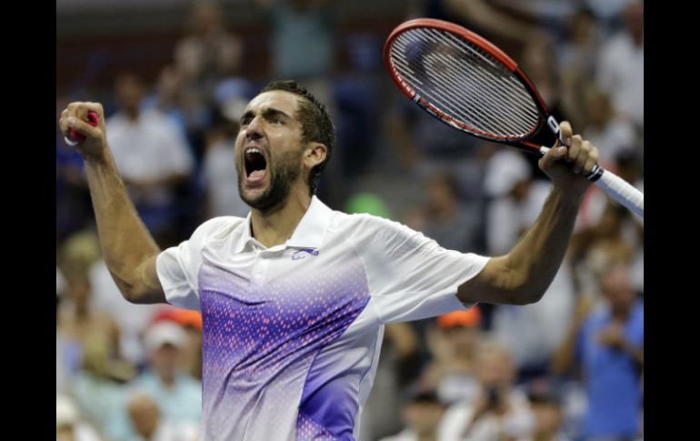 Cilic, noveno sembrado, se llevó su quinta victoria del torneo con parciales de 6-4, 6-4, 3-6, 6-7 (37), 6-4. AP / D. Goldman