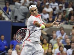 El encuentro entre los suizos Roger Federer (foto) y Stanislas Wawrinka cerrará la actividad hoy. EFE /  J. Lane