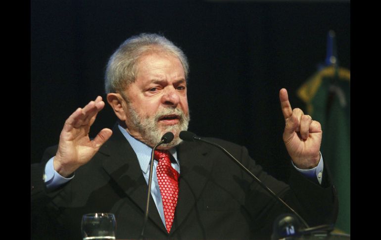 Creen que Lula pudo haber obtenido ventajas para sí mismo al mantener una base de apoyo político sostenida por negocios ilícitos. AFP / H. Villalobos