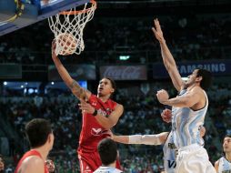 Argentina logra el pase a las olimpiadas de Río 2016 tras un juego parejo ante México. EFE / J. Méndez