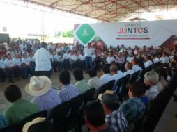 Durante la presentación de Vamos Juntos en Villa Purificación, los habitantes pidieron que la policía municipal regresara. TWITTER / F. Hernández