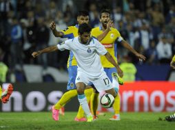 El mexicano logró su primer tanto de la temporada ante el Arouca en su primer partido oficial con los Dragones. AP / P. Duarte