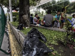 En el lugar se podría observar la basura que fue arrojada por los ciudadanos que disfrutaban del desfile. EL INFORMADOR / R. Tamayo