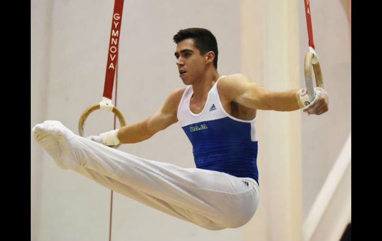 Para este sábado Daniel Corral buscará el podio en la final de piso y el domingo lo hará en la final de anillos. TWITTER / @CONADE