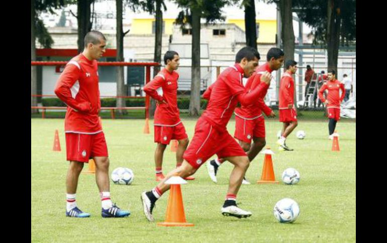 Un aspecto en el que el técnico José Saturnino Cardozo necesita trabajar es en su cuadro bajo. TWITTER / @TolucaFC