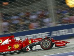 Vettel se llevó la décimo tercera carrera del Mundial. EFE / D. Azubel