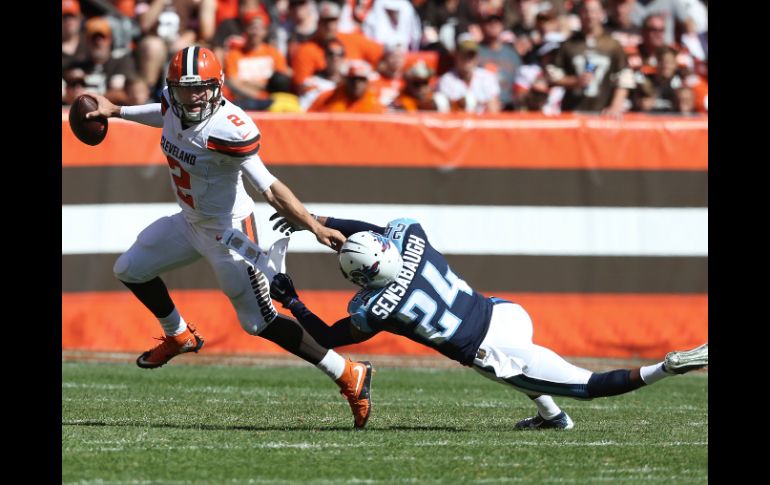 Titular en lugar del lesionado Josh McCown, Manziel finalizó con ocho completos de 15 intentos para 172 yardas. AP / R. Schwane