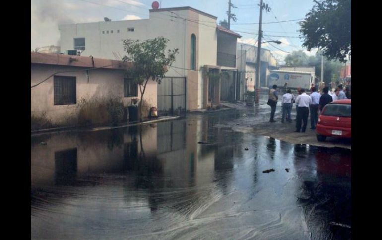 Como medida preventiva, se evacuaron alrededor de 400 personas ubicadas en las inmediaciones de la bodega. TWITTER / @PROFEPA_Mx