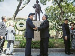 La efigie del escritor ya ocupa un lugar en la Rotonda, sobre la avenida Alcalde. EL INFORMADOR / A. Hinojosa