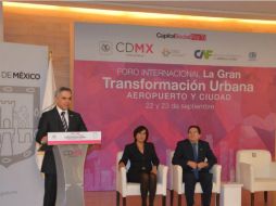 Mancera afirma que el foro internacional tiene el objetivo de intercambiar vivencias de la sociedad para plantear un proyecto urbano. TWITTER / @ManceraMiguelMX