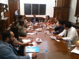 La reunión de este martes para trabajar en modificar la nueva Ley de Transparencia. TWITTER / @iteijalisco