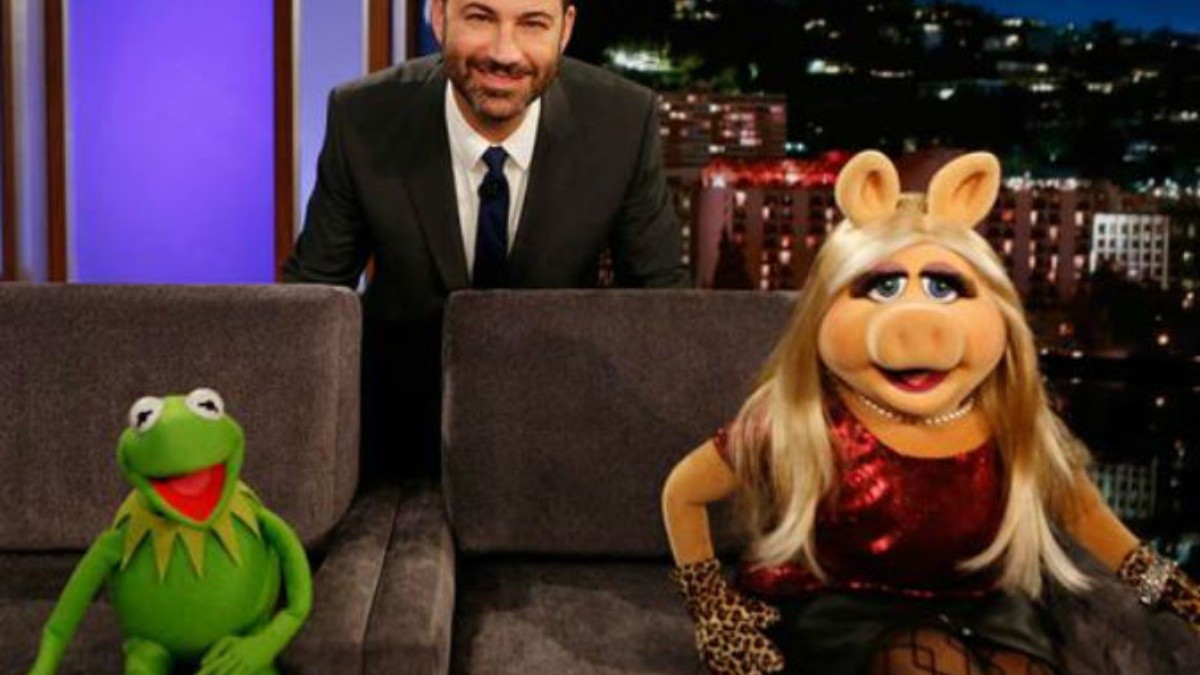 Rana René y Miss Piggy tienen tenso encuentro en Tv | El Informador