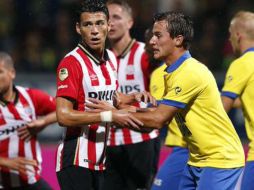 El mexicano Héctor Moreno estuvo presente durante todo el encuentro, aunque no marcó tantos. TWITTER / @PSV