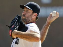 Justin Verlander lanzó rectas de hasta 99 mph en el juego de ayer. AFP / D. Burleson