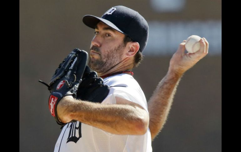 Justin Verlander lanzó rectas de hasta 99 mph en el juego de ayer. AFP / D. Burleson