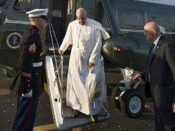 El Papa Francisco, a su llegada en helicóptero en Nueva York. EFE /