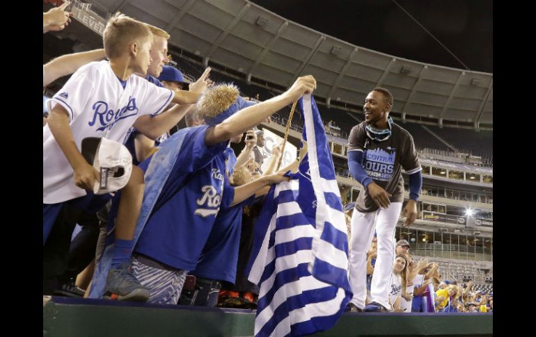 Los aficionados de los Reales están de fiesta por el paso de su equipo, el segundo más ganador de la MLB. AP /  C. Riedel