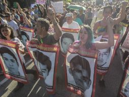 La marcha en Guadalajara reunió a más de dos mil personas, según la Unidad Estatal de Protección Civil. EL INFORMADOR / F. Atilano