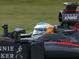 Alonso señaló estar cansado de ver siempre a los demás delante de él. EFE / D. Azubel