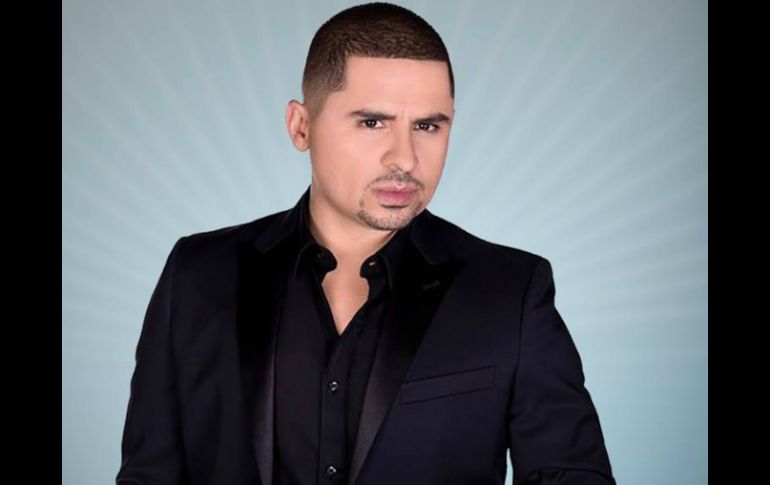 Al intérprete de música regional mexicana se le requería para interrogarlo. FACEBOOK / Larry Hernandez