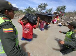 La crisis comenzó el pasado 19 de agosto, cuando Maduro ordenó el cierre de un tramo de la frontera entre Colombia y Venezuela. AP / E. Mancilla