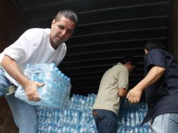 Algunos de los recursos que serán entregados son 15 mil despensas y 200 mil botellas de agua. EL INFORMADOR / ARCHIVO