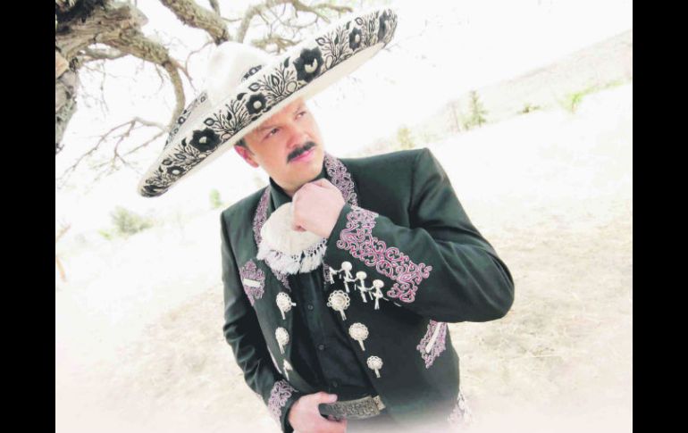 A Pepe Aguilar le gustaría impulsar su faceta de empresario. ESPECIAL /