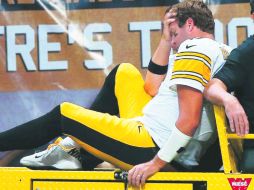 Ben Roethlisberger salió lesionado durante el partido ante los Rams de San Luis. AP / ARCHIVO