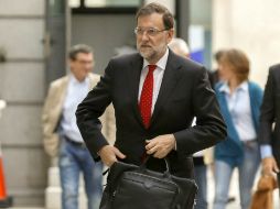 Las encuestas indican que el Partido Popular, al que pertenece Rajoy, ganará la mayoría de los escaños. EFE / P. Campos