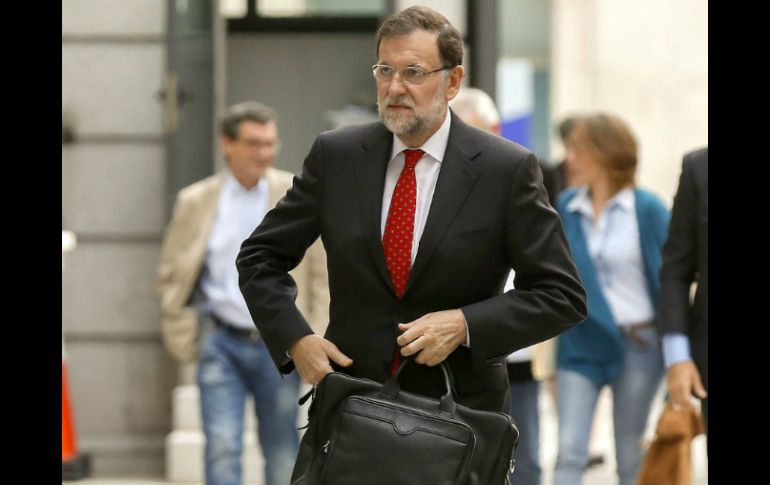 Las encuestas indican que el Partido Popular, al que pertenece Rajoy, ganará la mayoría de los escaños. EFE / P. Campos