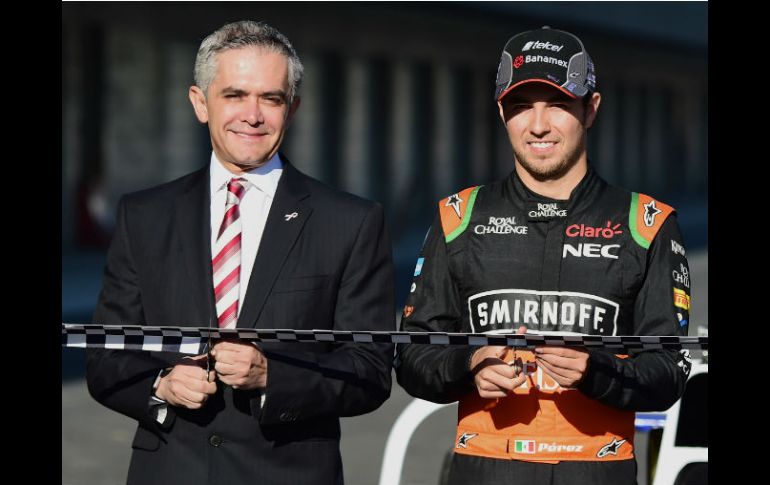 El jefe de Gobierno capitalino acude a la reinauguración del Autódromo de los Hermanos Rodríguez en la Ciudad de México. AFP / R. Schemidt