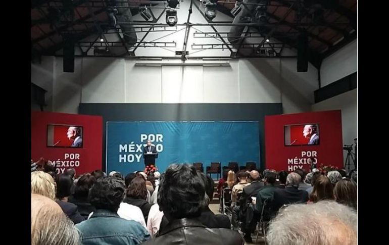 Cárdenas reúne a un grupo de líderes progresistas para la creación de Por México Hoy, entre ellos algunos que renunciaron al PRD. TWITTER / @pormxhoy