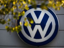 Volkswagen fue la única armadora que presentó una caída en la producción de vehículos. AP / ARCHIVO