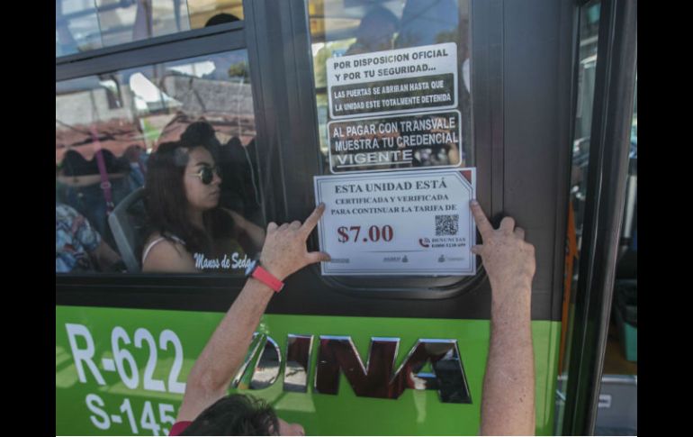 De más de 250 rutas en la metrópoli, sólo una treintena está certificada y puede cobrar la tarifa de siete pesos. EL INFORMADOR / F. Atilano