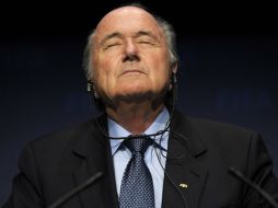 Joseph Blatter dejará de ser presidente de FIFA en febrero. AP / ARCHIVO