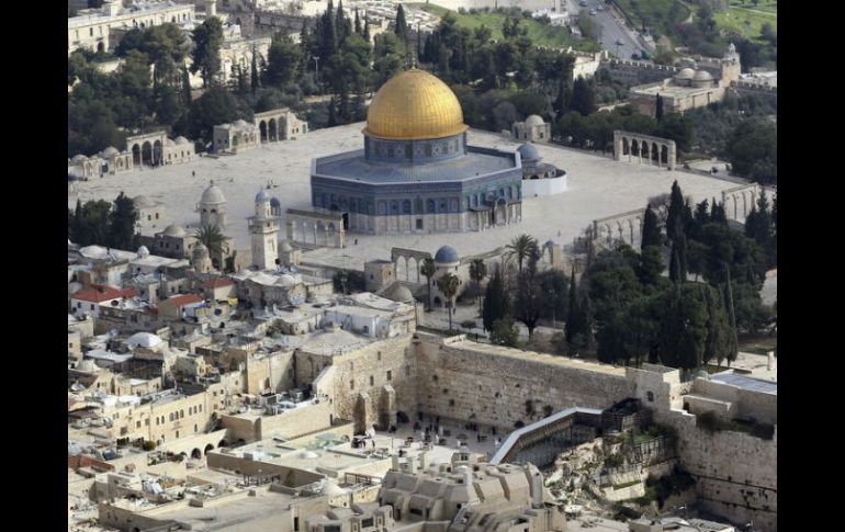 La Explanada de las Mezquitas es un potencial polvorín, donde el menor incidente puede degenerar. EFE / ARCHIVO