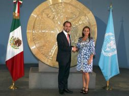 Zeid Ra'ad Al Hussein y Claudia Ruiz Massieu. TWITTER / @SRE_mx