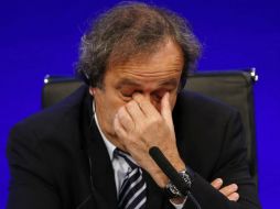 Michel Platini ha sido castigado 90 días por la Comisión de Ética de FIFA. AP / ARCHIVO