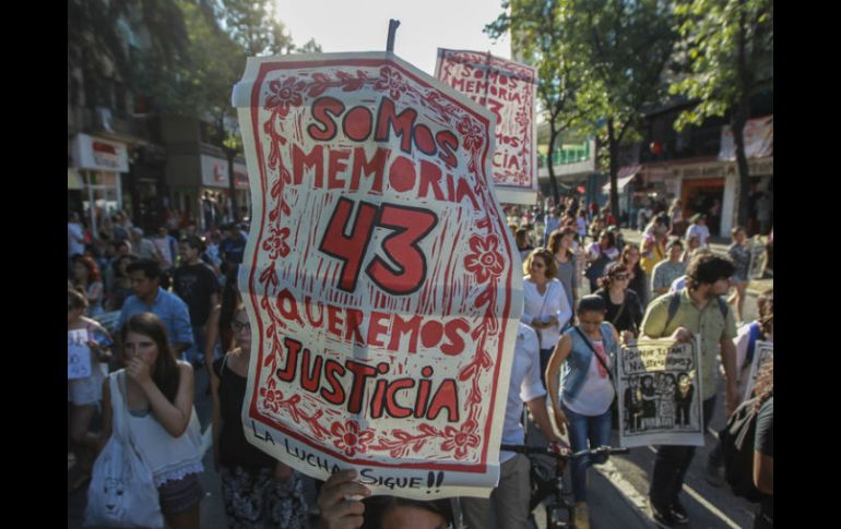 Los familiares de las víctimas quieren la investigación dedicada al caso Ayotzinapa se prolongue indefinidamente. EL INFORMADOR / ARCHIVO