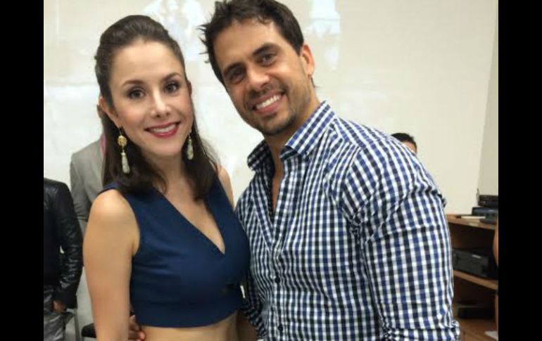 Alejandra García y Pedro Romo, coprotagonistas de la telenovela ''Amor de barrio''. EL INFORMADOR / ESPECIAL