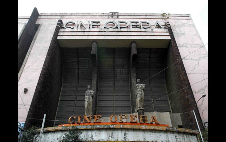 El cine Ópera fue construido entre 1942 y 1949 con una capacidad aproximada de tres mil 600 butacas. NTX / F. García