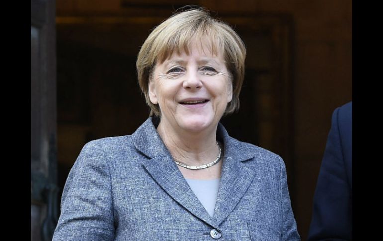 Merkel agregó que se enfocarán en regresar a migrantes sin permiso para quedarse. EFE / ARCHIVO