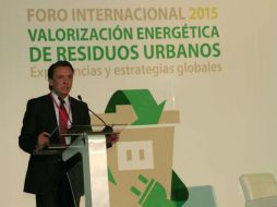 El director de Fomento Ambiental, Carlos Sánchez, dice que pronto se conocerá el proceso de licitación para su reciclaje. TWITTER / @SEMARNAT_mx