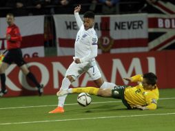 En la segunda mitad del partido, Alex Oxlade-Chamberlain decretó la victoria al poner el 3-0 definitivo. EFE / V. Kalnina