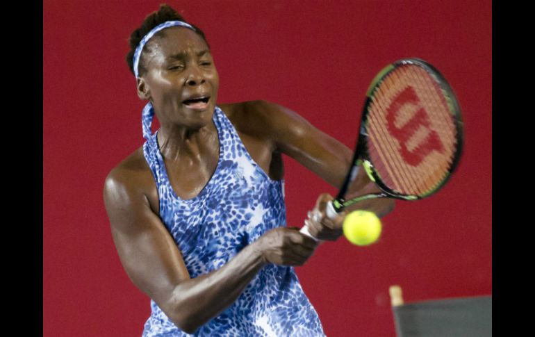 Venus tratará de resolver su próximo partido en dos sets. AP / K. Cheung