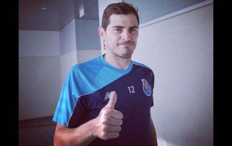 Las miles de camisetas de Iker se agotaron en pocas semanas. TWITTER / @casillasworld