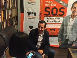 Yordi se encuentra en la promoción de su más reciente libro titulado 'S.O.S. Adolescentes fuera de control en la era digital'. INSTAGRAM / yordirosadooficial